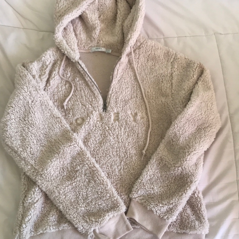 Obey fuzzy pullover